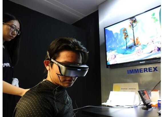 點擊圖片翻到下一頁>> “另類”精彩,CJ2016 immerex展臺熱點回顧