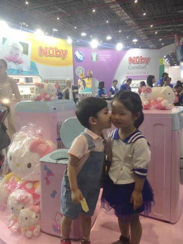 海爾洗衣機跨界亮相2016CBME中國孕嬰童展(圖1) 海爾洗衣機跨界亮相2016CBME中國孕嬰童展(圖1)