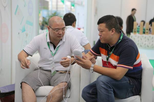 深圳生物健康展，新一代智能艾灸儀受追捧(圖2)